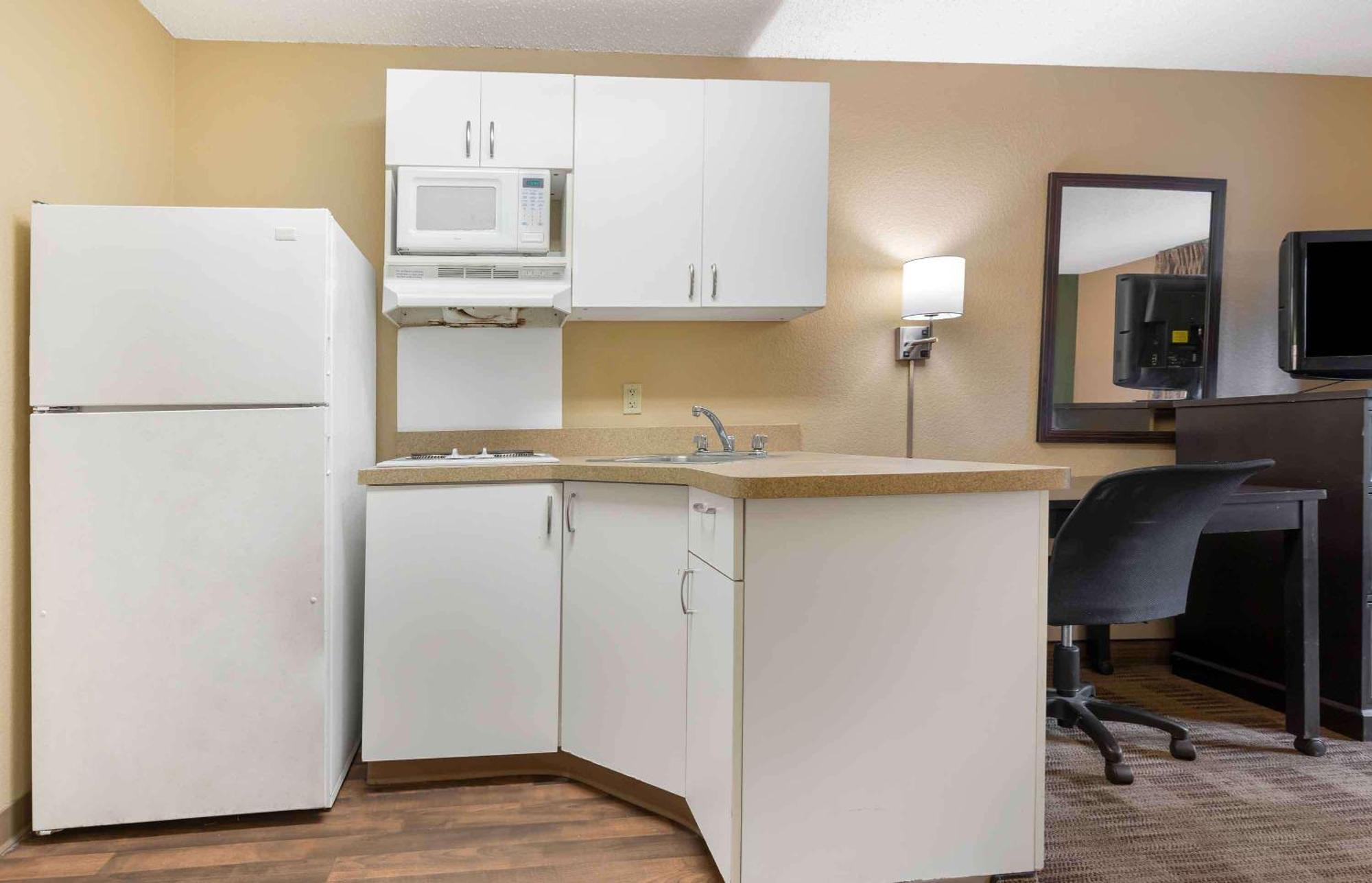 Extended Stay America Select Suites - Austin - Northwest - Lakeline Mall Екстер'єр фото