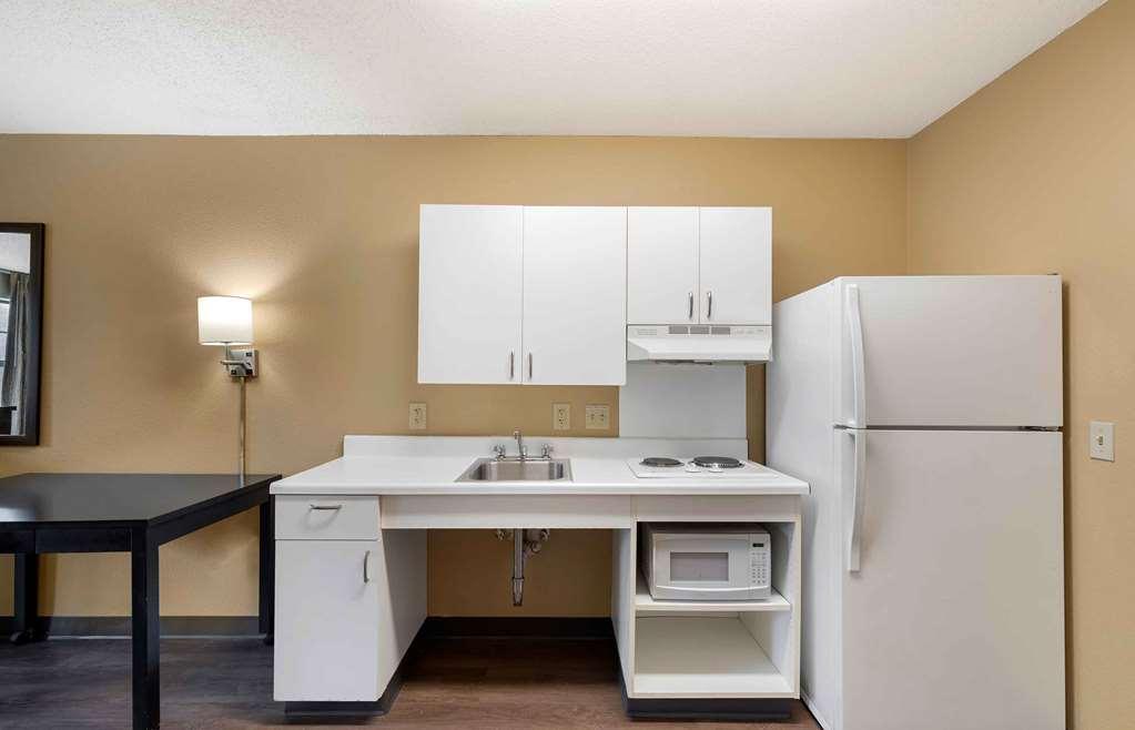 Extended Stay America Select Suites - Austin - Northwest - Lakeline Mall Номер фото